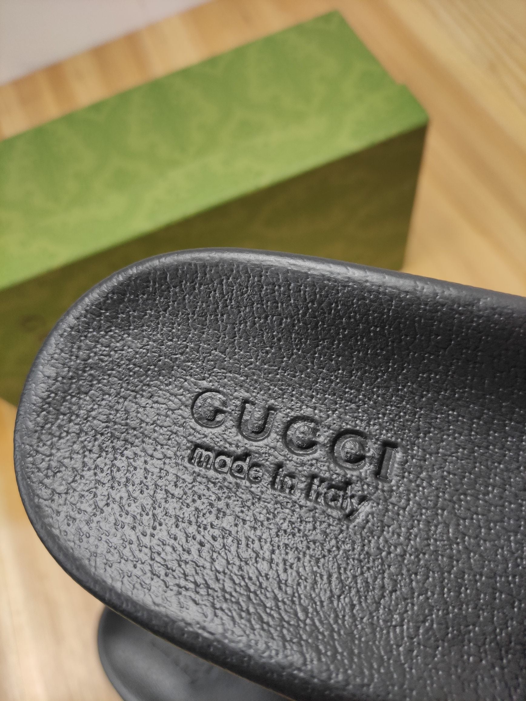 SLIDE GUCCI CUSTOM ( VERDE )