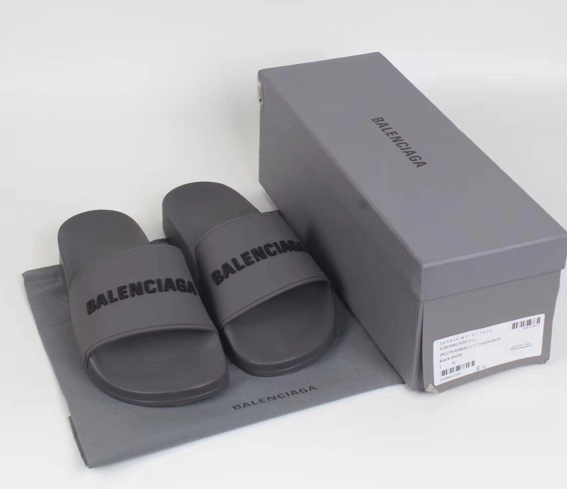 SLIDE BALENCIAGA TRADICIONAL ( CINZA )