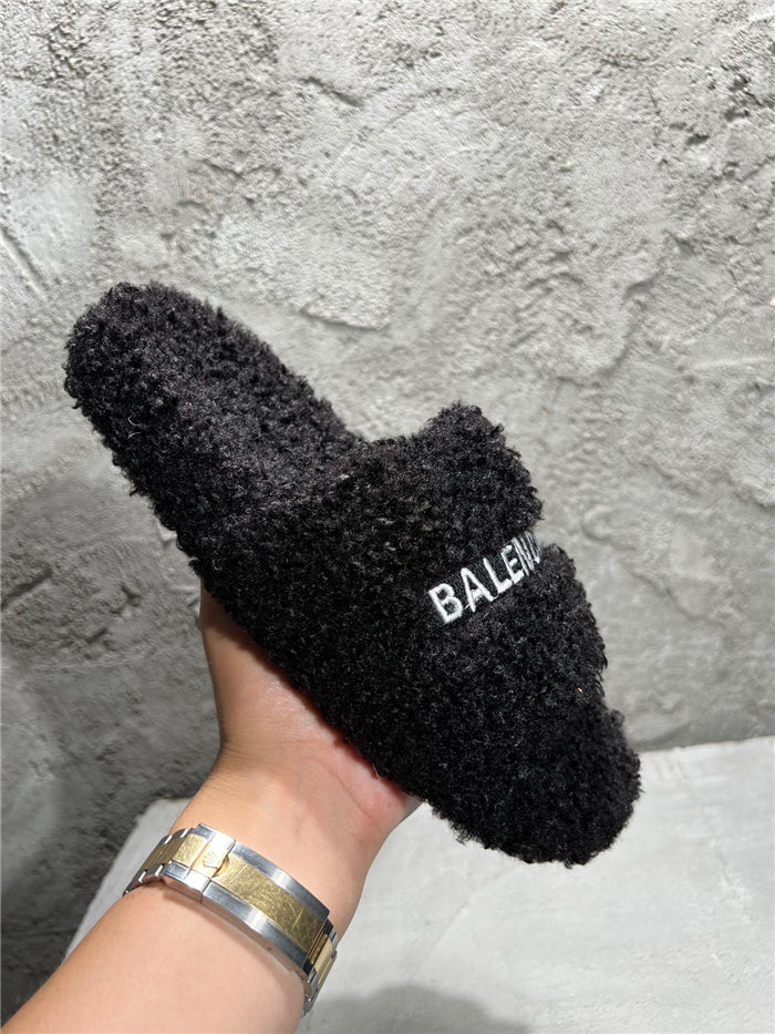 SLIDE BALENCIAGA INVERN ( PRETO )