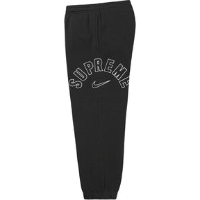 Calça Supreme x NK Arc