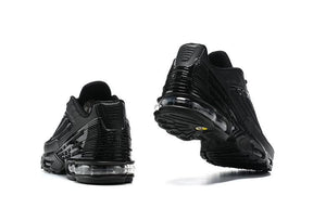 TÊNIS NIKE AIR MAX PLUS TN3 TRIPLE BLACK