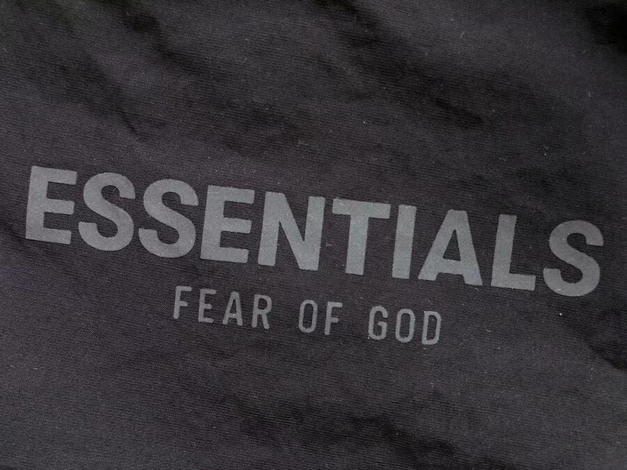 Shorts Fear of God Essentials Refletivo