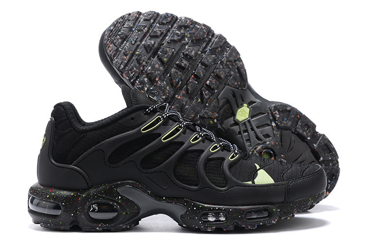 TÊNIS NIKE AIR MAX TERRASCAPE PLUS BLACK LIME