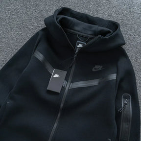 Conjunto NK Tech Fleece Preto