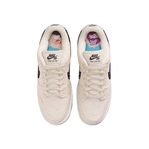 Dunk Low SB Albino & Preto