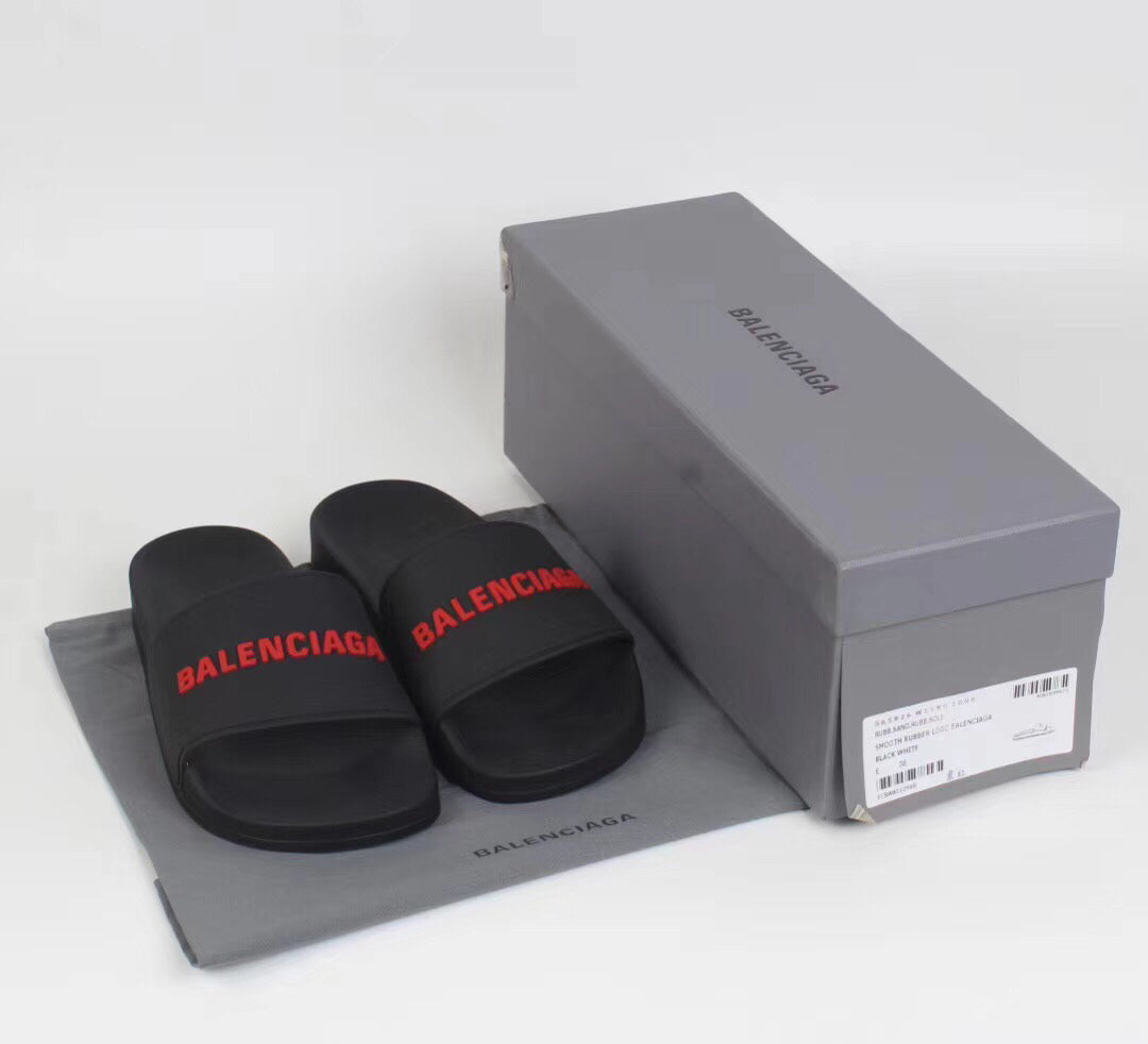 SLIDE BALENCIAGA TRADICIONAL ( PRETO E VERMELHO )