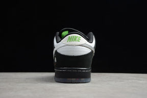 NK SB Dunk Low Panda Pigeon (Special Box)