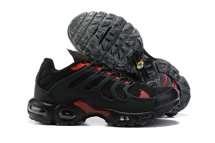 TÊNIS NIKE AIR MAX TERRASCAPE PLUS BLACK RED