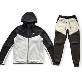 Conjunto NK Sportswear Tech Fleece